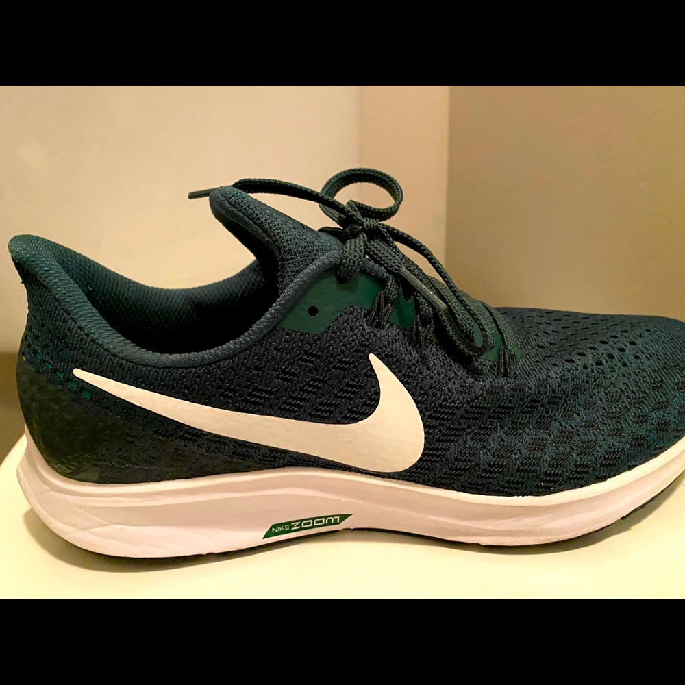 NIKE AIR ZOOM PEGASUS RUNNING SHOES